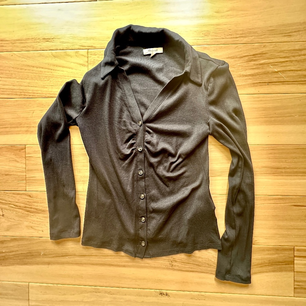 Long Sleeve Polo Side Cinch Top Button down
